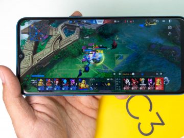 Gaming closeup (Marvel Super War) - Realme C3 Philippines