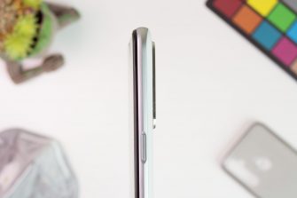 Right side showing power button - realme 6i (Philippines)