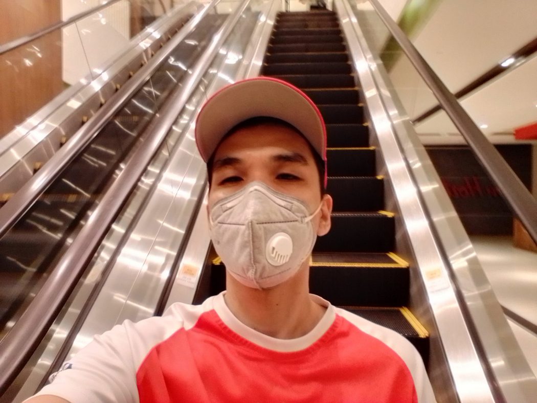 Indoor selfie - Nokia C2 sample photo