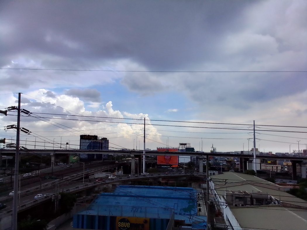 Outdoor daytime - Nokia C2 sample photo