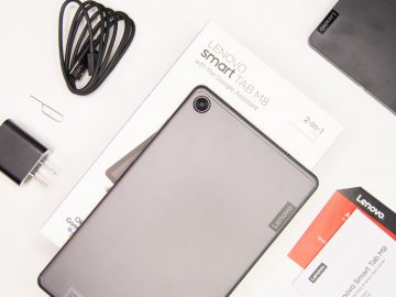 Back unboxed - Lenovo Smart Tab M8 (Philippines)