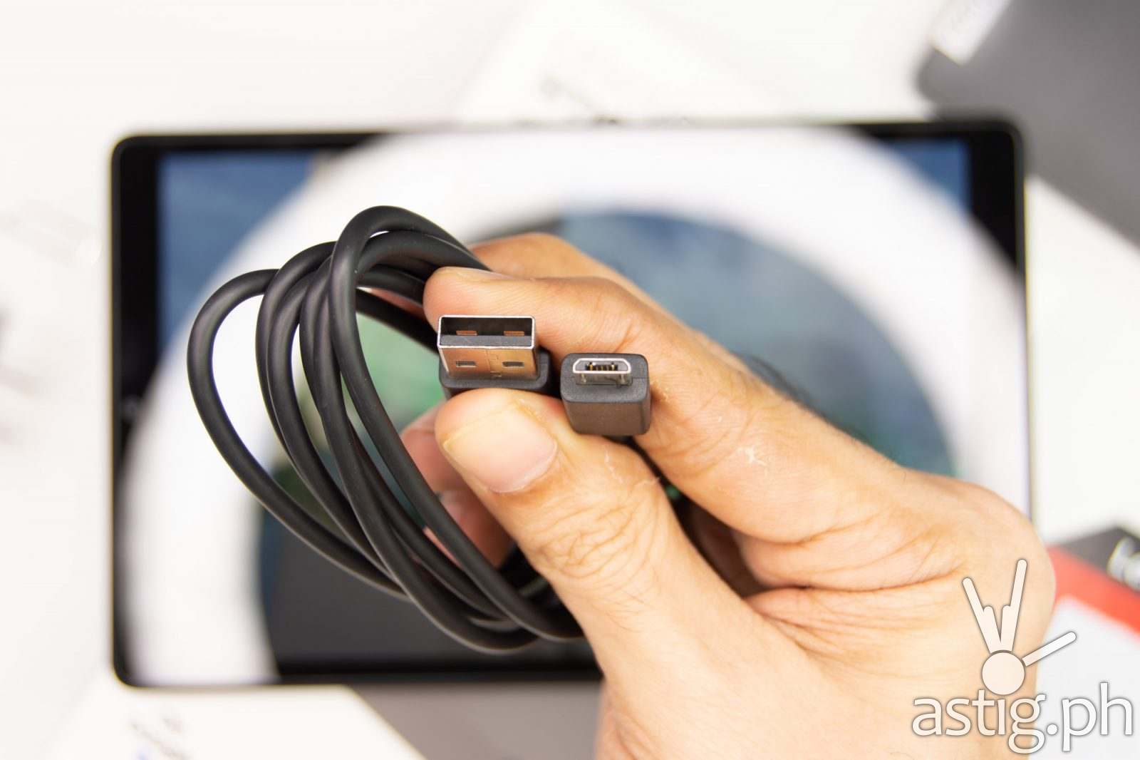 Micro USB cable - Lenovo Smart Tab M8 (Philippines)