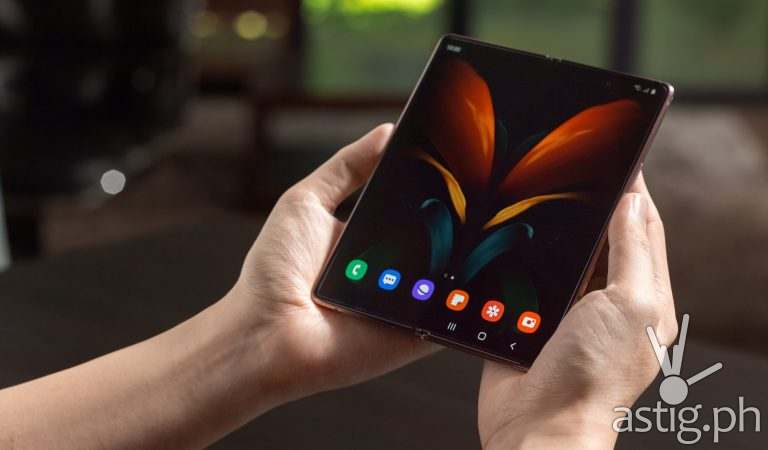 Galaxy Z Fold2: Samsung’s new “Flex” phone has 2 screens, 5 cameras, and 120Hz refresh rate