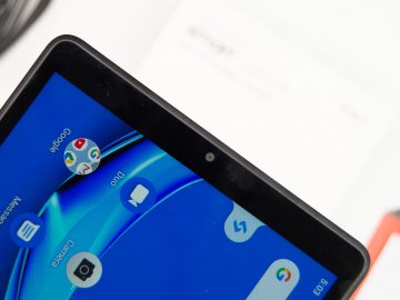 Top selfie camera - Lenovo Smart Tab M8 (Philippines)
