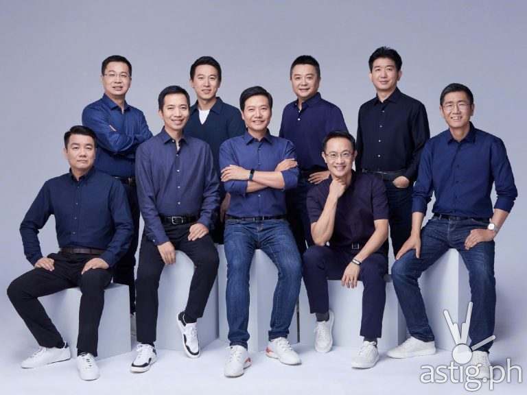 Xiaomi founder Lei Jun and team