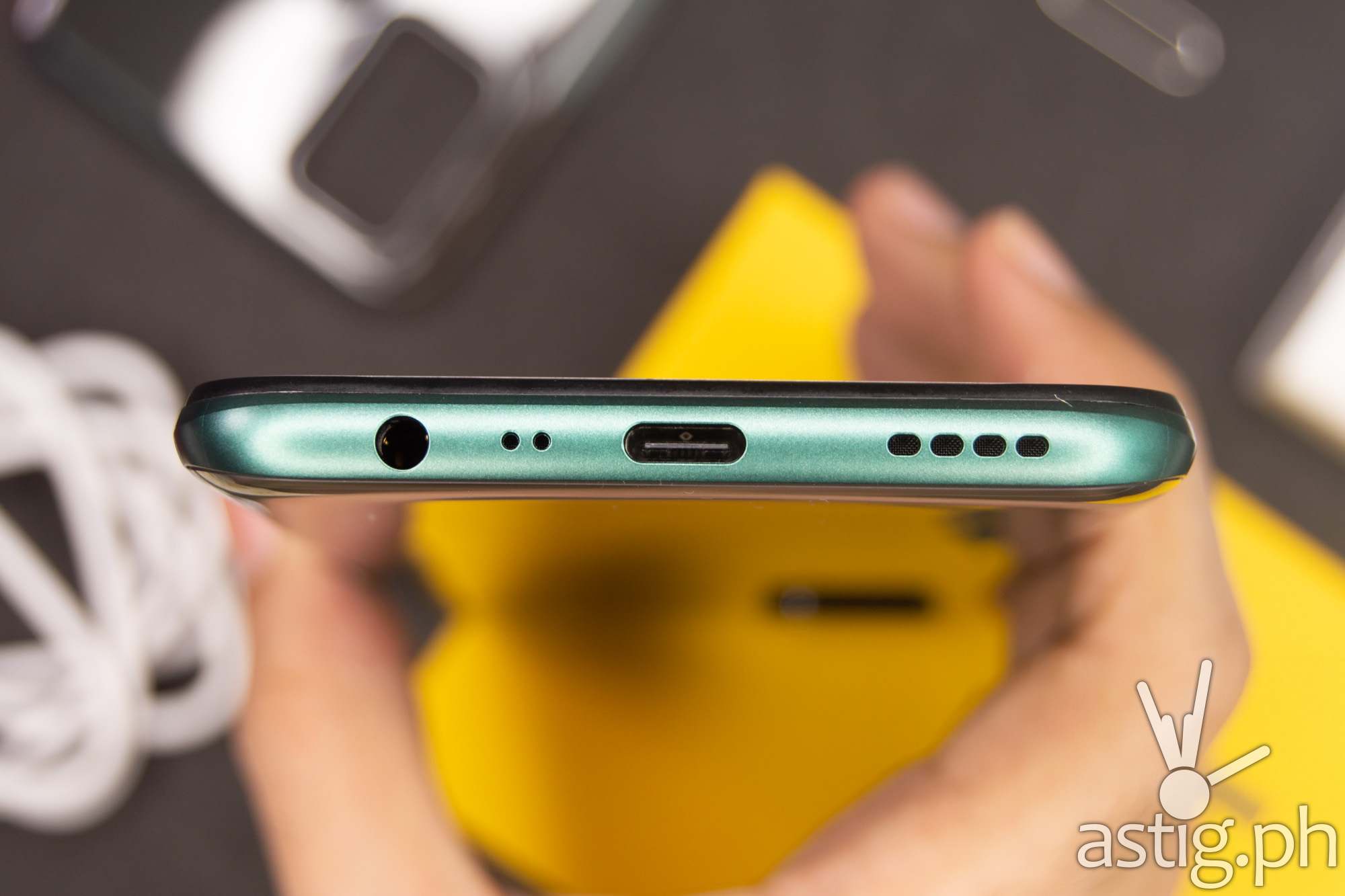 3.5mm audio jack, USB-C port, loud speaker - realme 7i (Philippines)