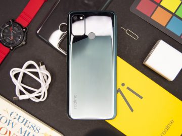 Back flatlay - realme 7i (Philippines)