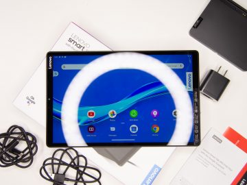 Flatlay landscape - Lenovo Smart Tab M10 FHD Plus (Philippines)