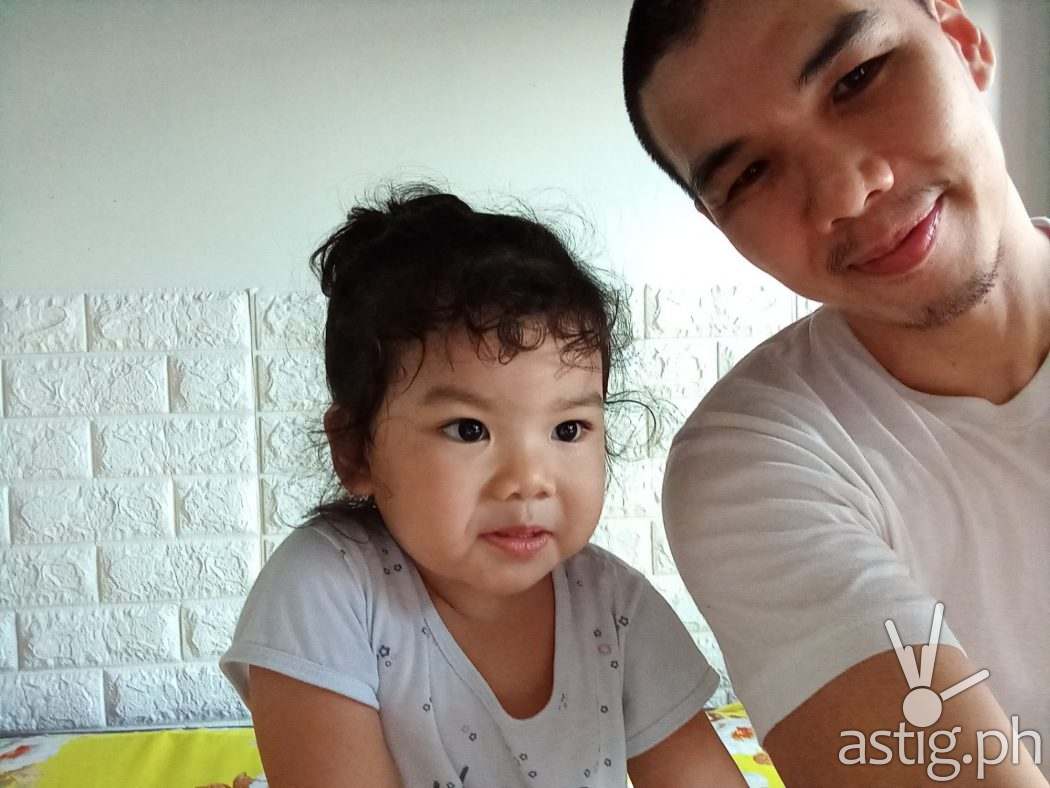 Selfie - Lenovo Smart Tab M10 sample photo