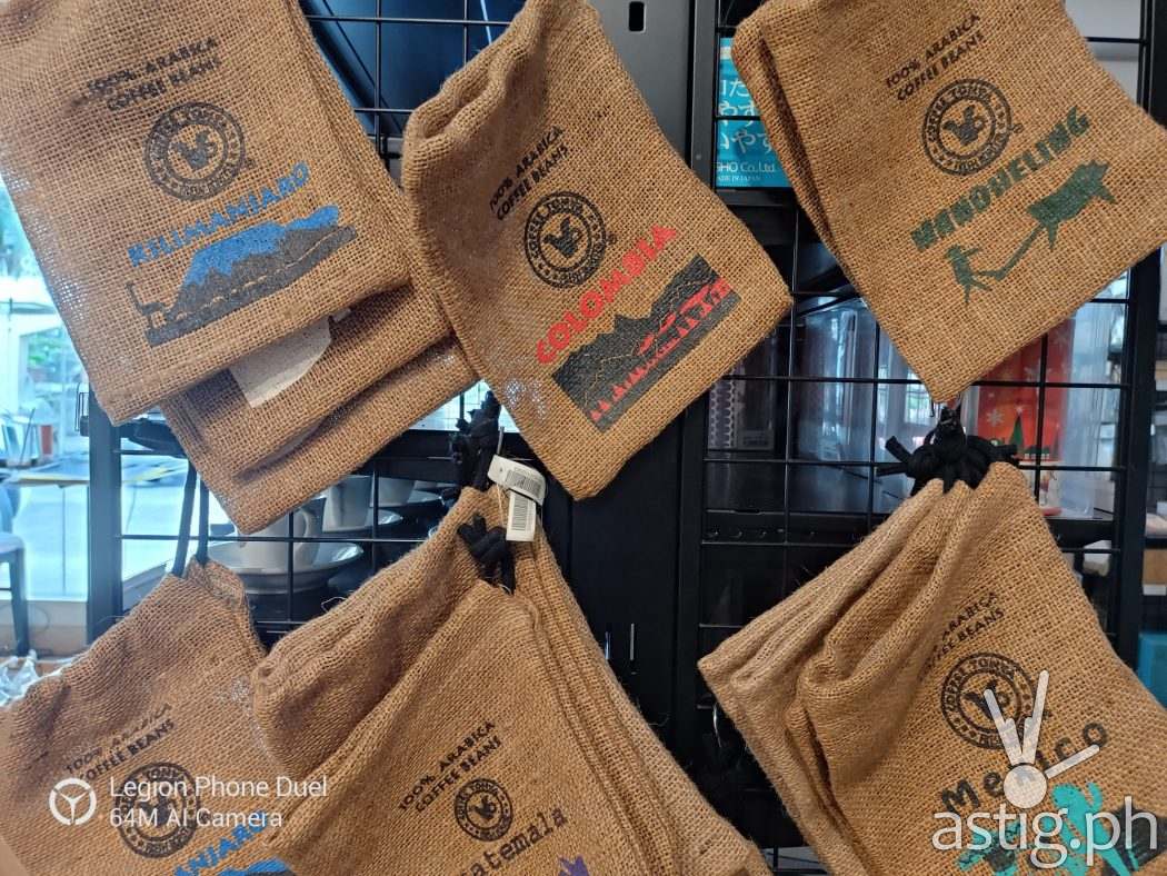 Indoors wide sample photo - Legion Phone Duel (Philippines)