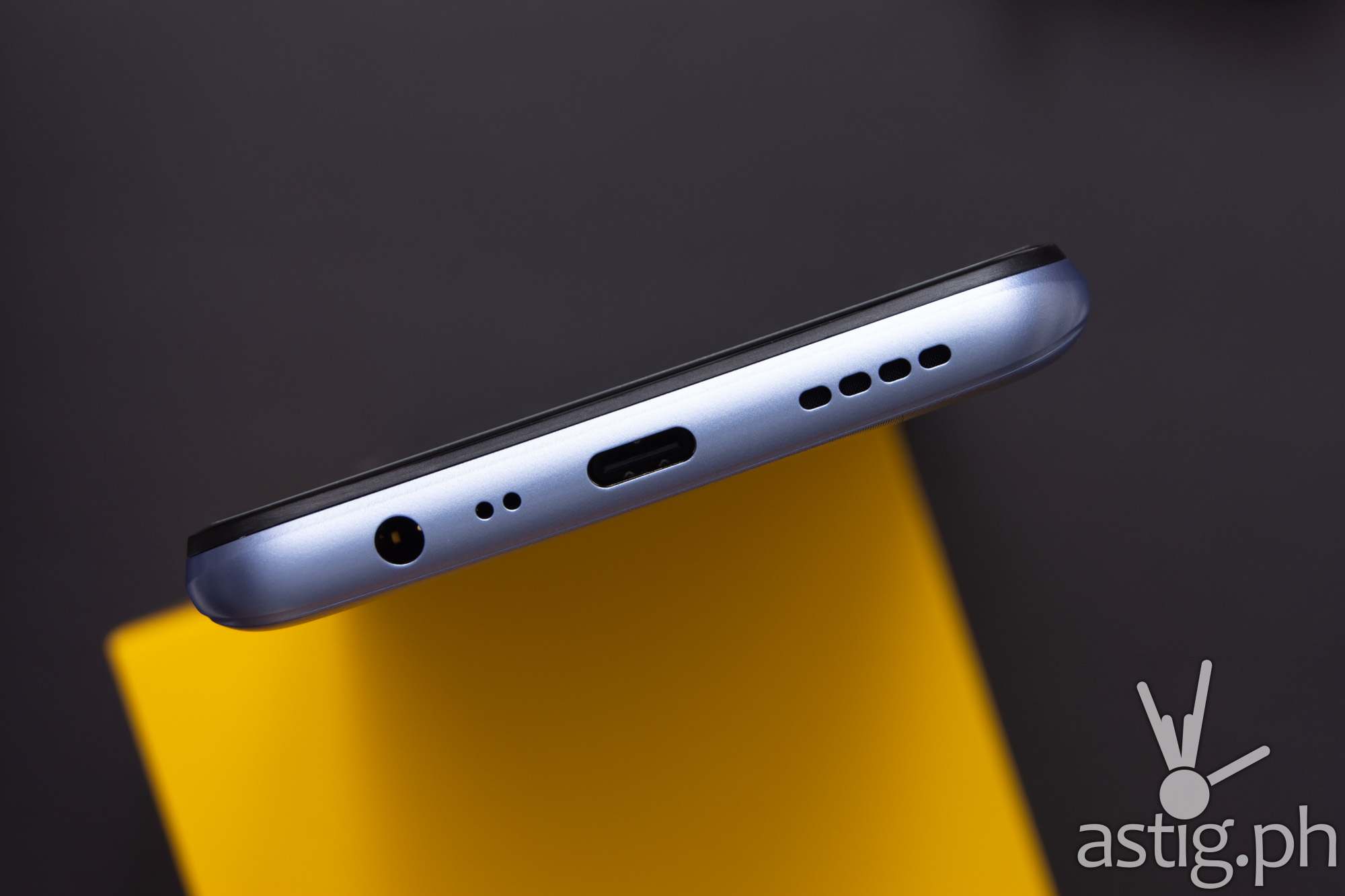 USB-C port, 3.5mm audio port, loud speakers - realme c25 (Philippines)