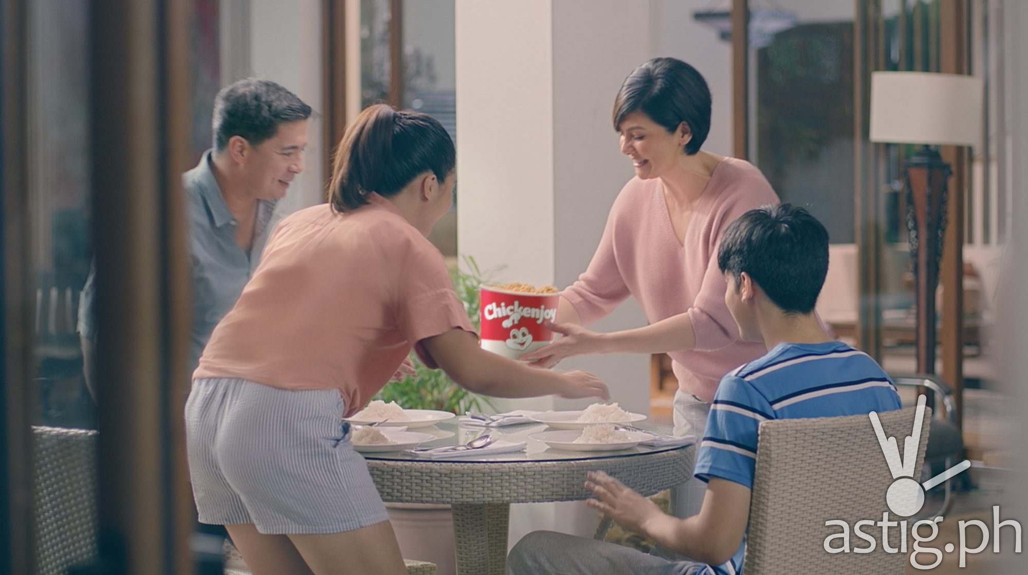 Charlene Mulach Jollibee Chickenjoy