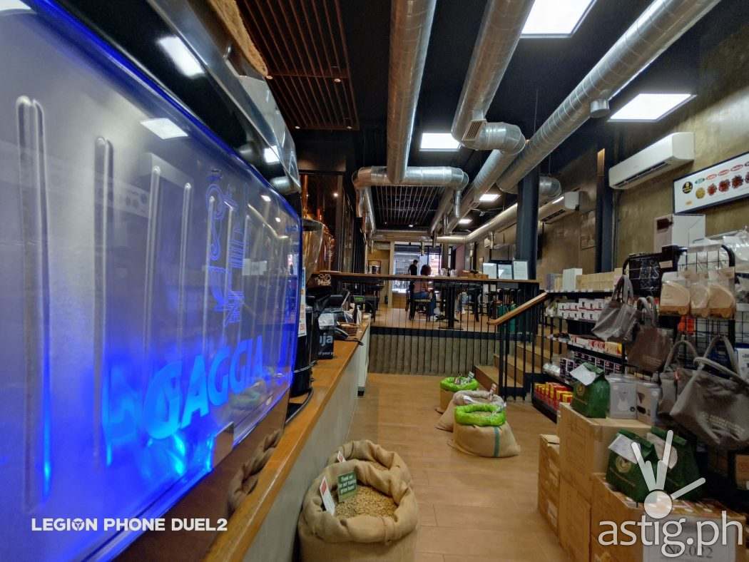 Coffee Tonya ultrawide - Lenovo Legion Duel 2 sample photo