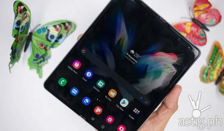 SAMSUNG Galaxy Z Fold3 review: The point of no return