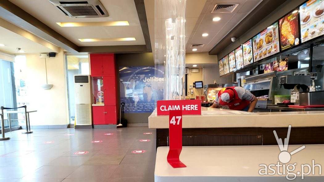 Wide indoors - SAMSUNG Galaxy Z Fold3 sample photo