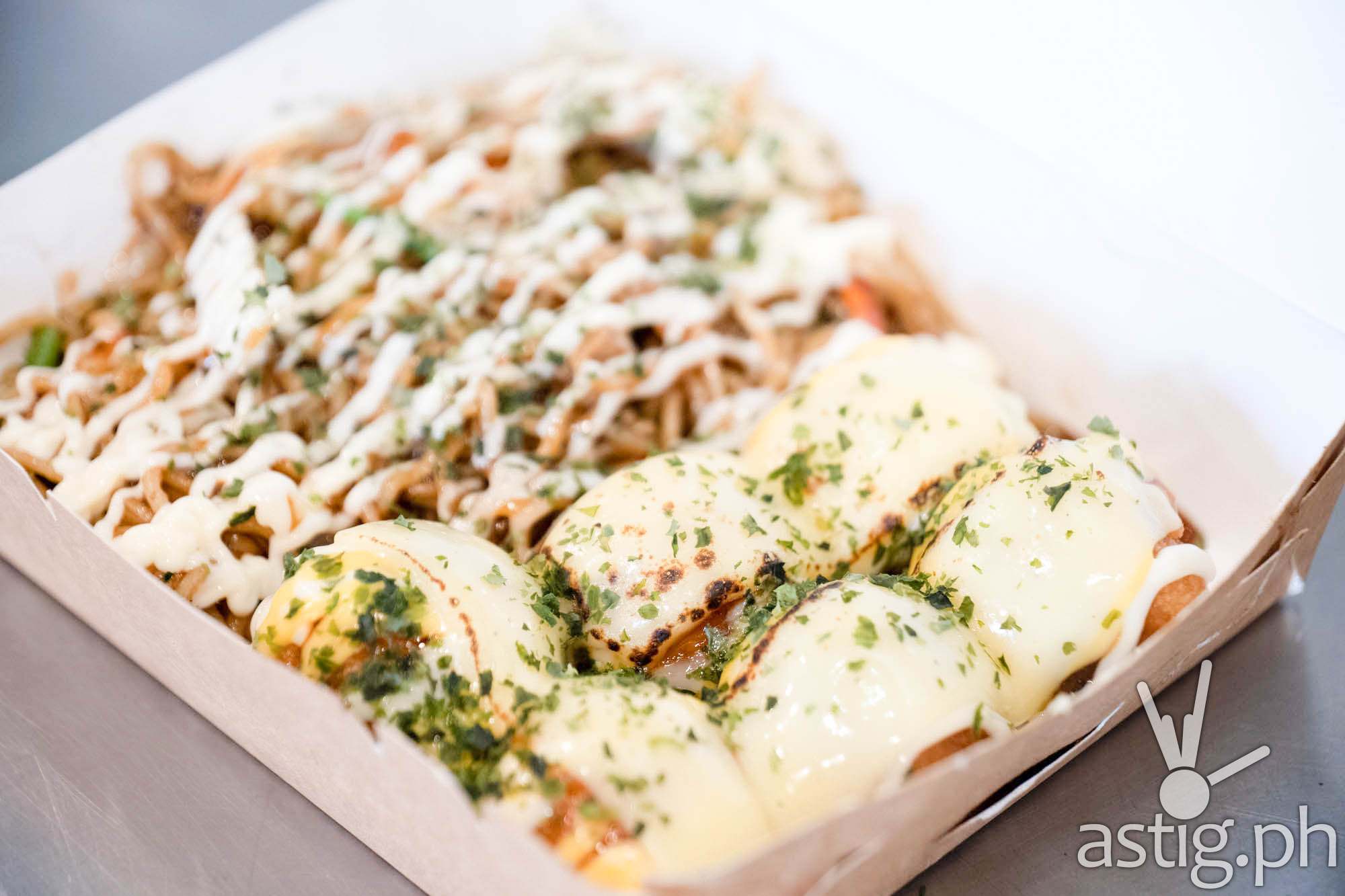 Scallop Cheese Melt Soba - Yaki-Yaki Yaki-Yaki